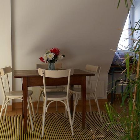 L Escalier Rouge Apartment Tours Exterior photo