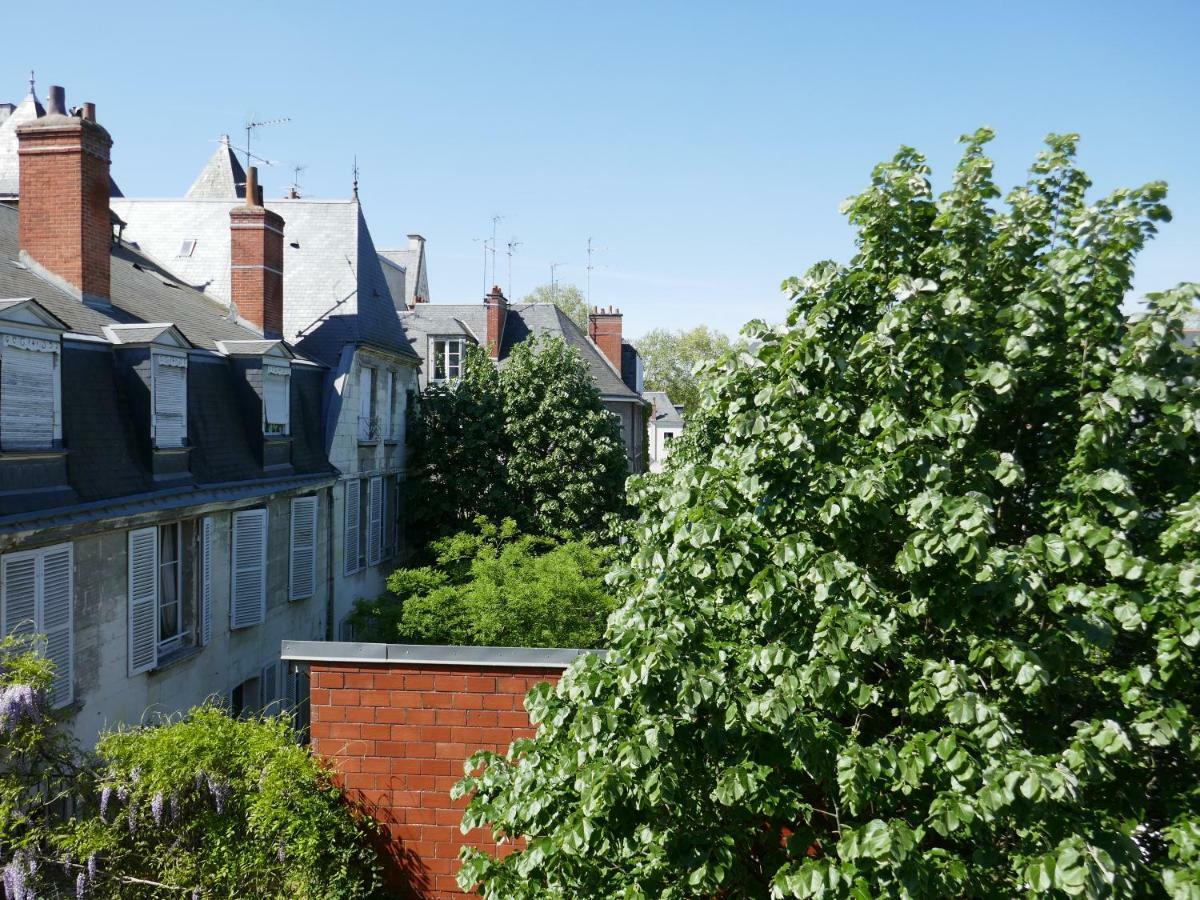 L Escalier Rouge Apartment Tours Exterior photo